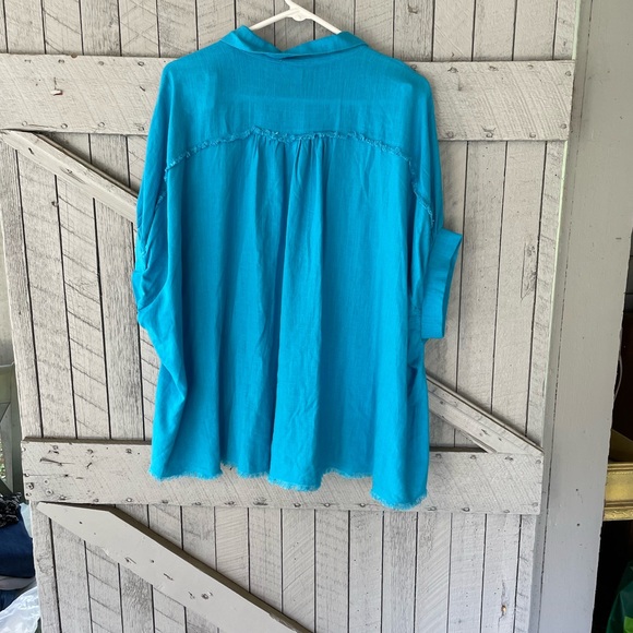 Umgee Button Down Linen Top - Picture 5 of 5